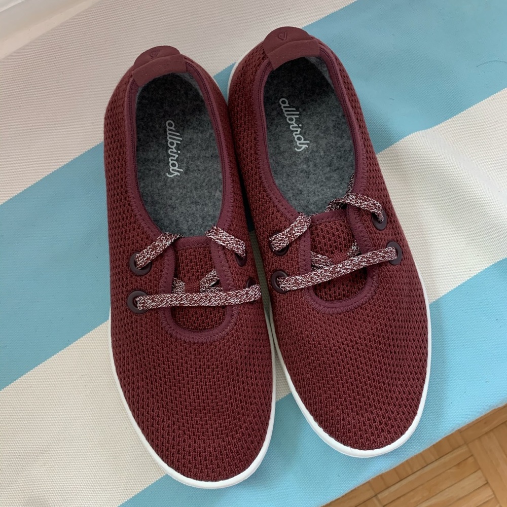 NWOT allbirds W7